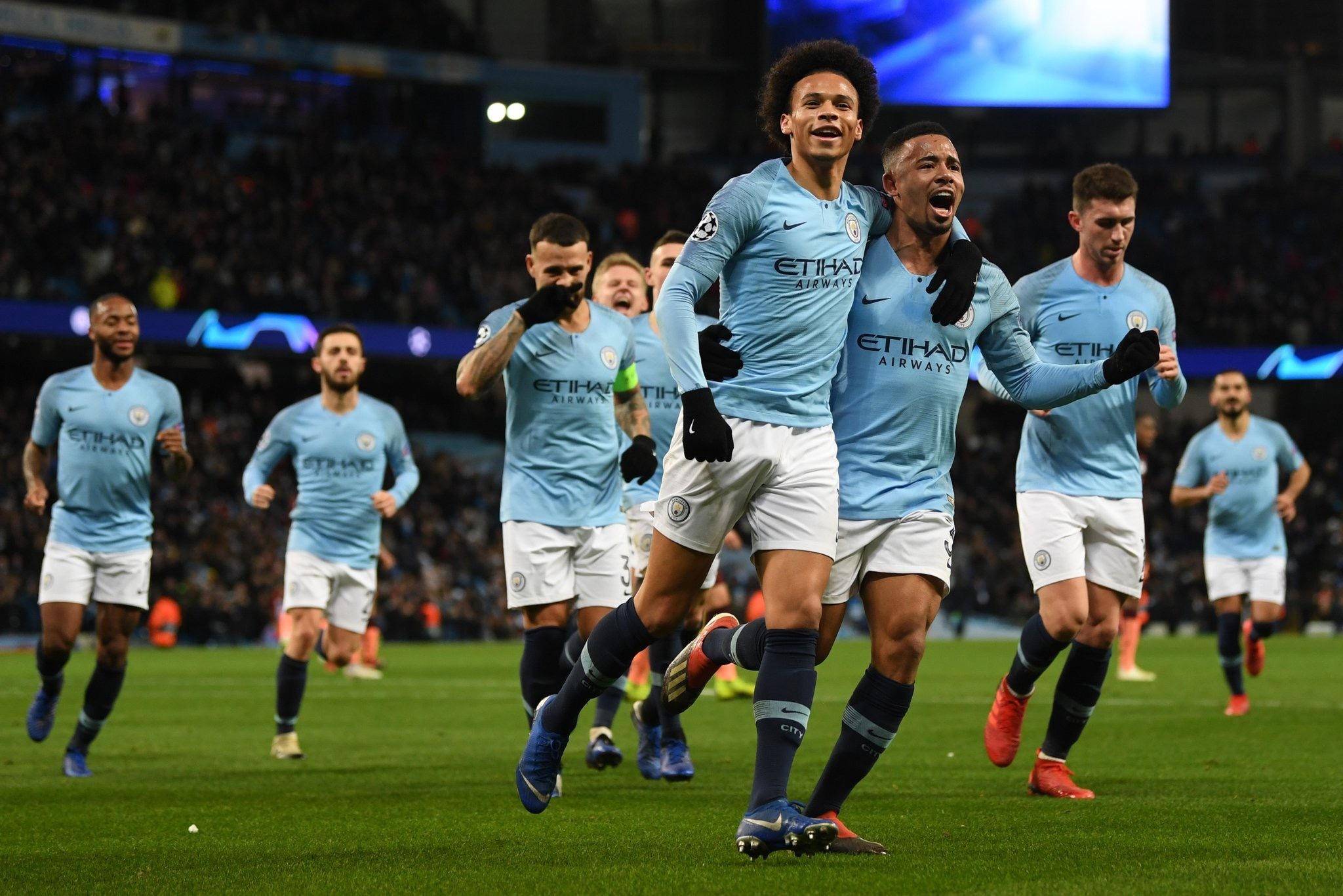 卓越表现成 卓越表现成